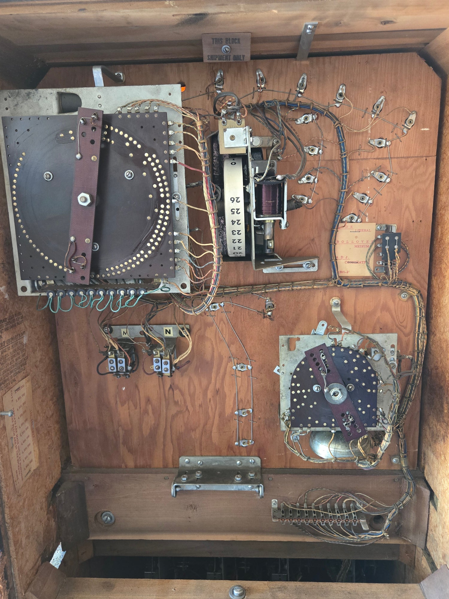 Wishing Well (Refurbished Wood Rail) Gottlieb 1955