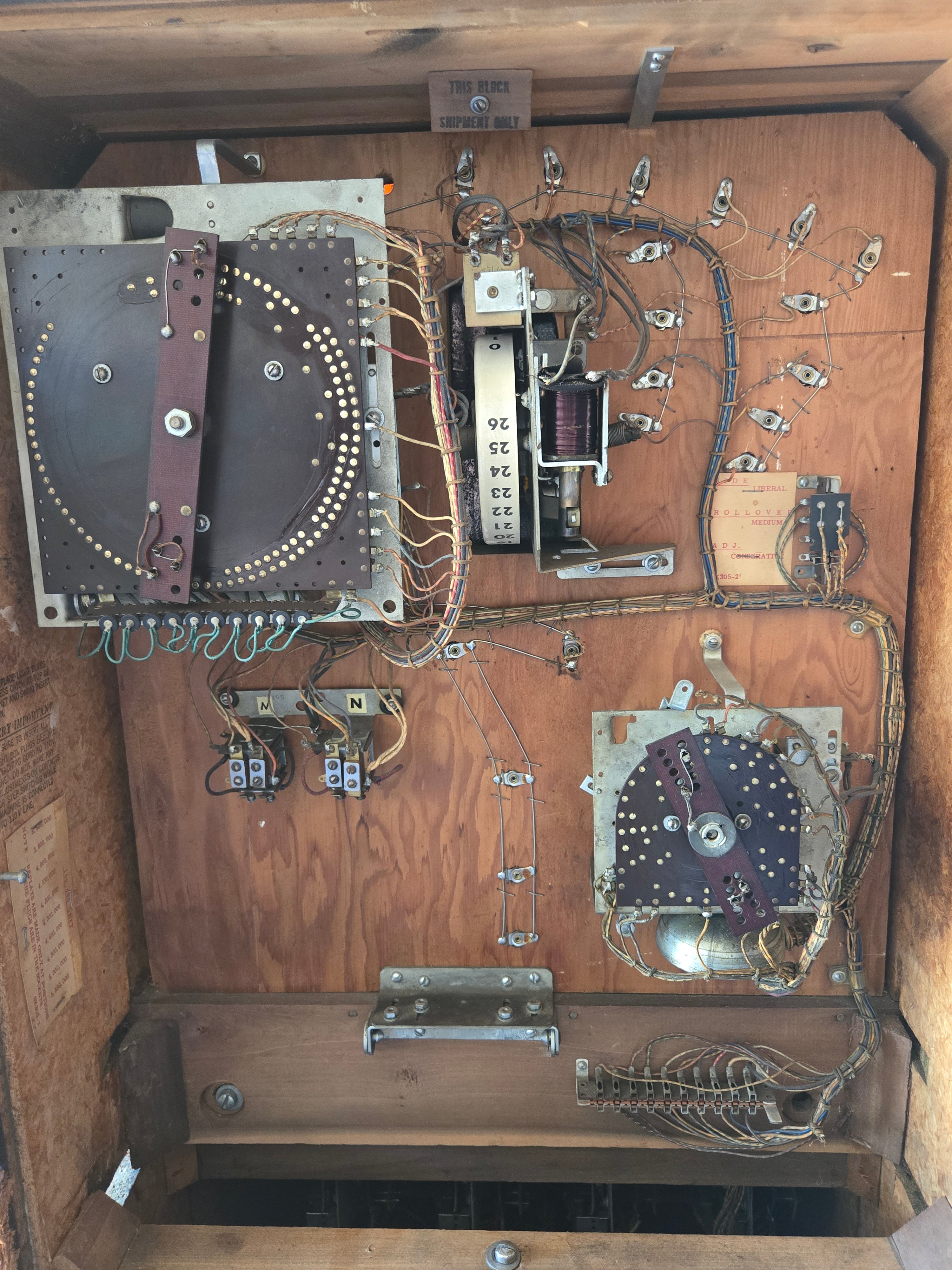 Wishing Well (Refurbished Wood Rail) Gottlieb 1955