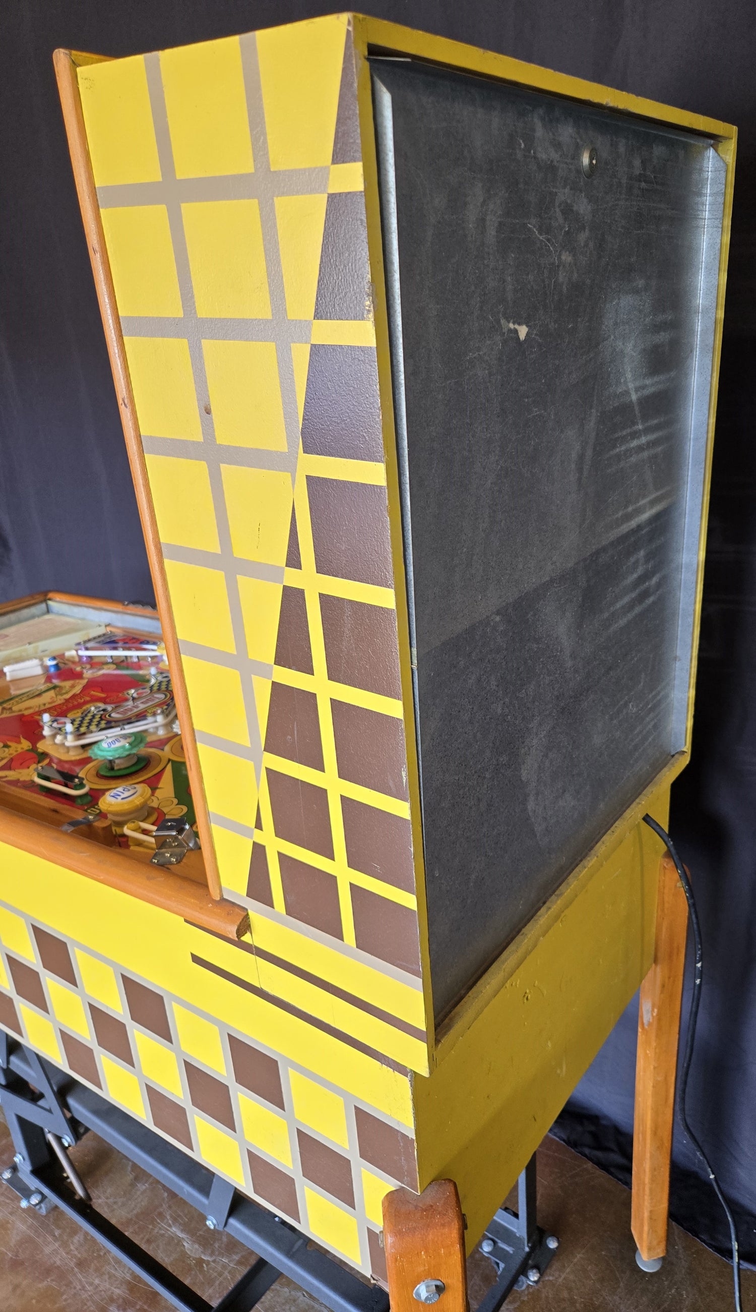 Royal Flush (Refurbished Wood Rail) Gottlieb 1957