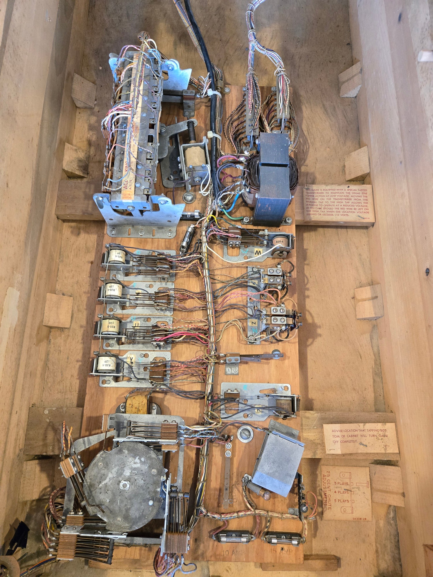 Royal Flush (Refurbished Wood Rail) Gottlieb 1957