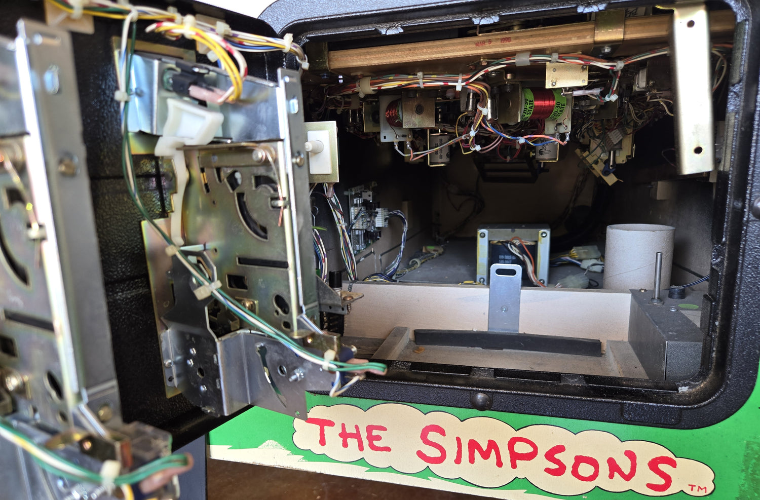 The Simpsons (Refurbished) Data East 1990