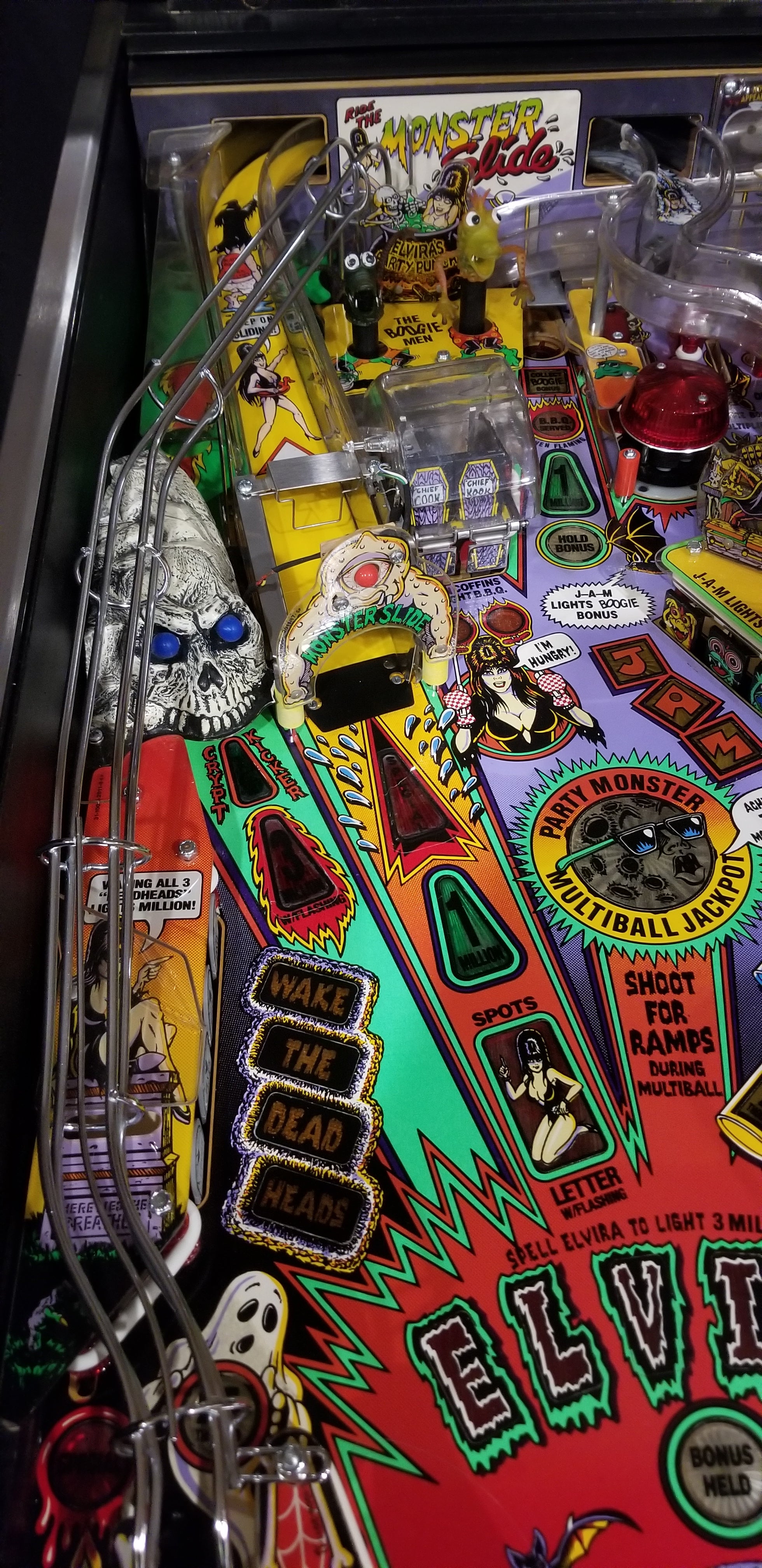 Elvira and the Party Monsters Bally 1989 - Pinball805 