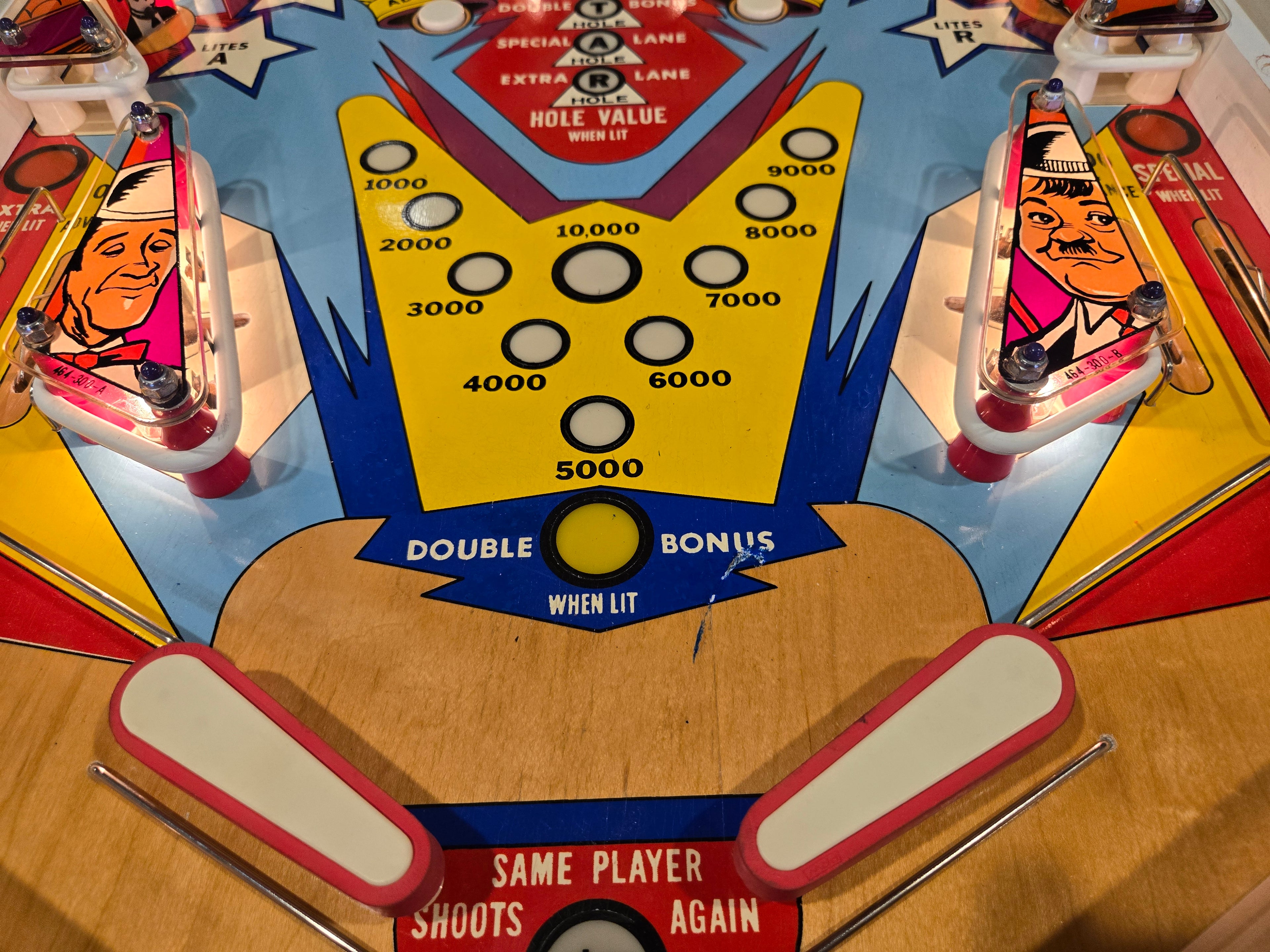 Hollywood (Refurbished) Chicago Coin 1976