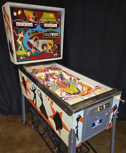 Hollywood (Refurbished) Chicago Coin 1976