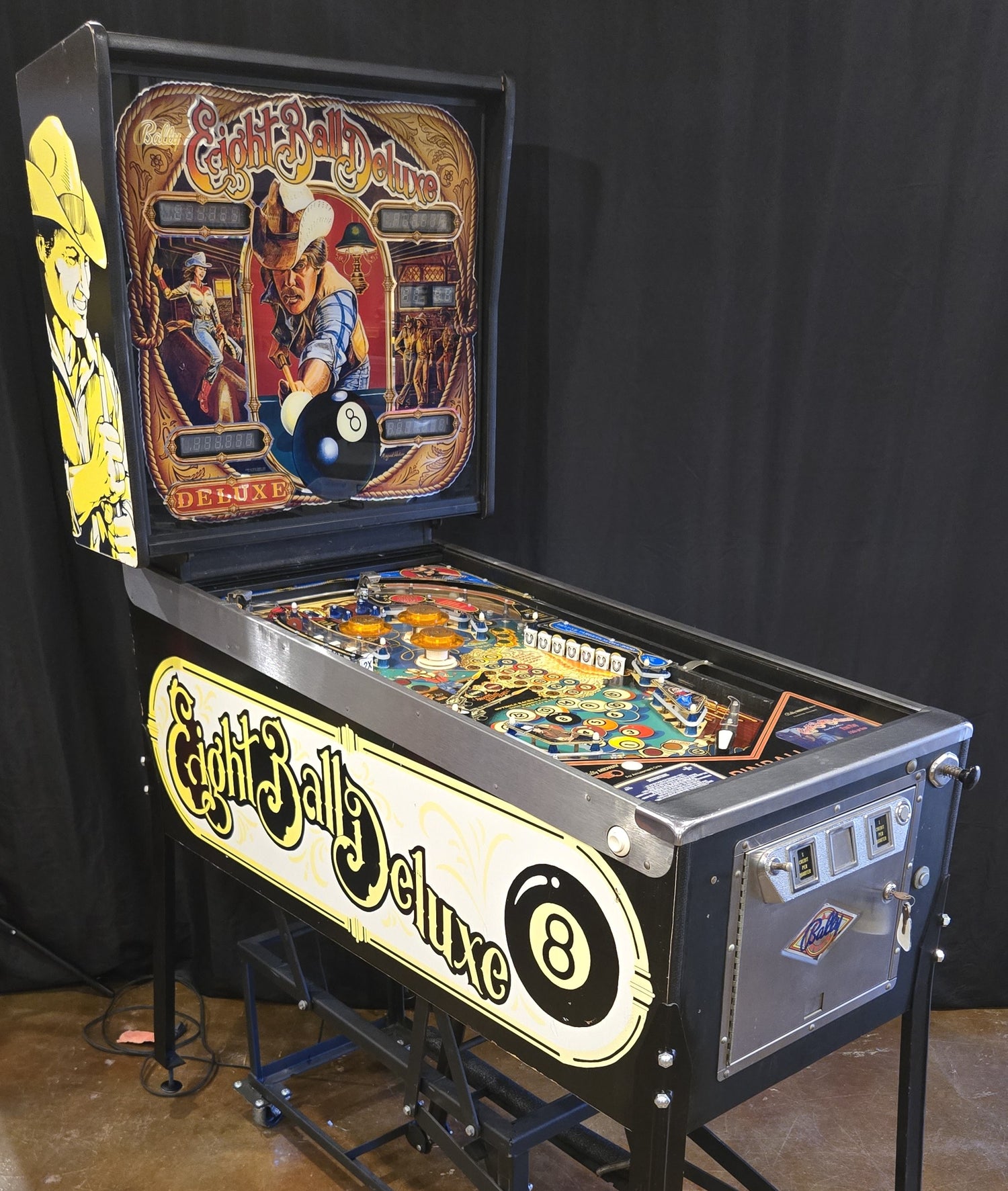 Eight Ball Deluxe (Refurbished) Bally 1984