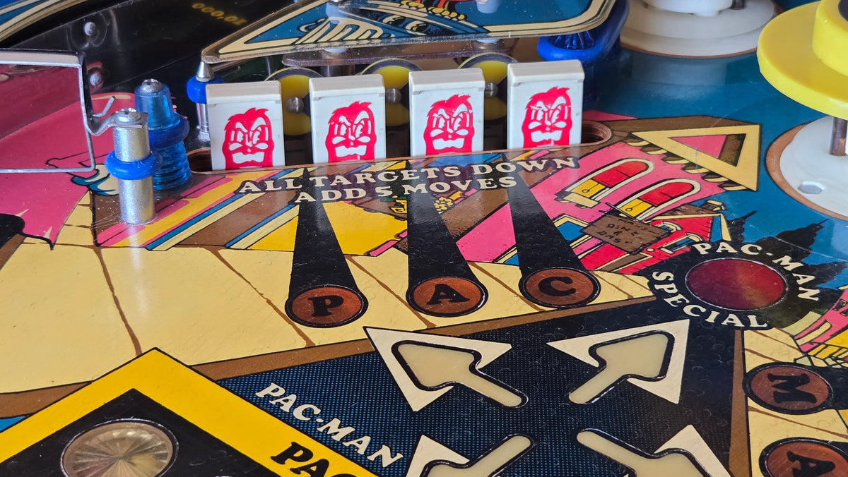 Mr. &amp; Mrs. Pac-Man (Refurbished) Bally 1982